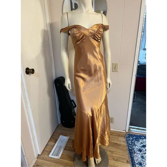 Vintage Glamour Niki by Niki Livas Copper Gold Satin Booty Hugging Hollywood Mer - Picture 1 of 10